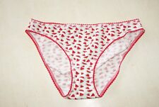 Culotte blanche et rouge avec