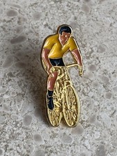 Pin’s Cyclisme Maillot Jaune