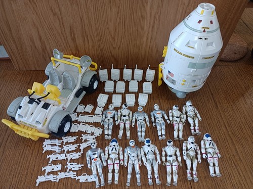 Lot figurines véhicules - véhicules, +