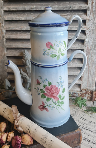 Ancienne cafetiere emaillee - ancienne,