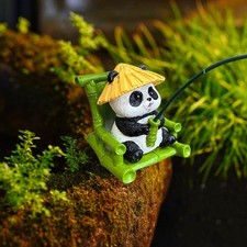 Statue de panda pêcheur