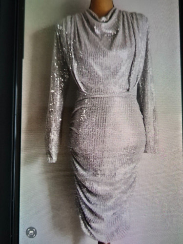 Magnifique robe - , de