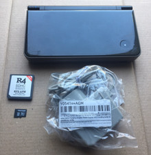 Nintendo DSi XL CHOCOLAT + R4