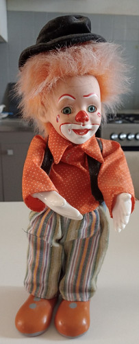 Ancien clown musical - clown,