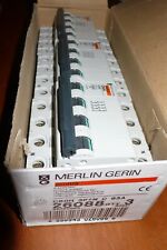 DISJONCTEUR TETRAPOLAIRE 63A COURBE C MERLIN GERIN TRIPHASE +N 32AMPERE PC.10KA