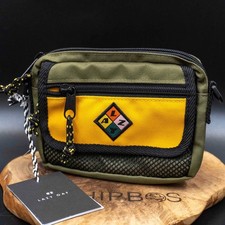 Sac bandoulière à rabat zippé kaki Lazy Oaf