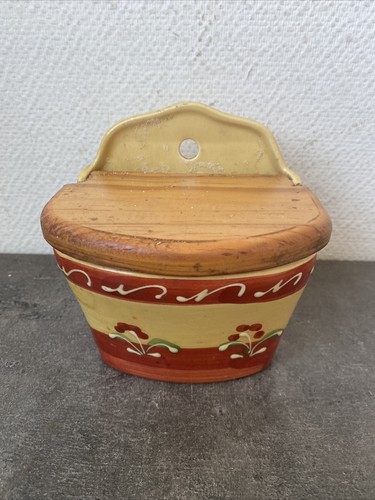 Ancien pot sel cuisine - a,