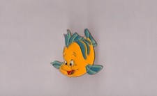Pin's disney - la petite