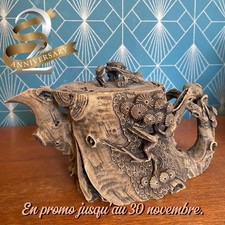 Théière chinoise ancienne, grès de Yixing, à décor naturel d'un tronc d'arbre.