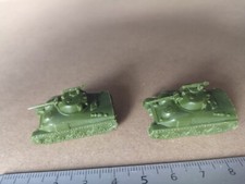 2 X US TANK M4A1 SHERMAN /TIDE