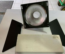 VISATEC REFLECTOR w/BARNDOORS
