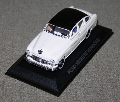 Miniature ford vedette - 1:43,
