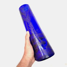 ANCIEN VASE EN VERRE BLEU COBALT GRAVÉ A DECOR ORIENTALISTE 