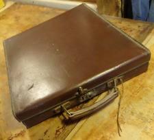 Mallette valisette cuir et carton marron carrée 34 cm (pour disques) Vintage