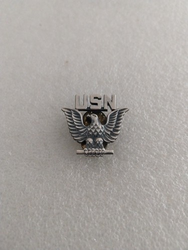 Insigne calot navy - de,