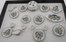 coffret DINETTE PORCELAINE 17pièces SERVICE DE TABLE à fleurs  MAISON DE POUPEE