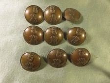 LoT de 9 boutons de livrée heaume & monogramme 25 mm dont  5  T. WATKINS London