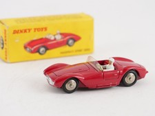 Dinky Toys F n° 22A Maserati