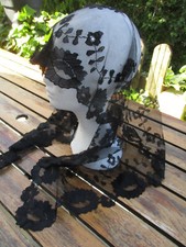 Mantille noire brodée main ancienne 1925-1930 1,05 m x 56 cm