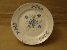 Assiette en faïence à décor de bleuets  bardeaux  copie d'ancienne