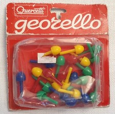 BOITE DE PIONS MULTICOLORES