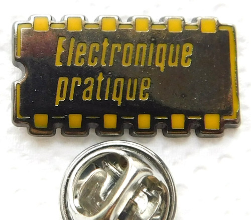 Pin electronique pratique - pin's,