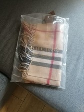 écharpe burberry 100%