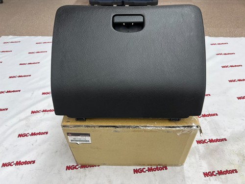 Mitsubishi authentique oem rhd - mitsubishi,