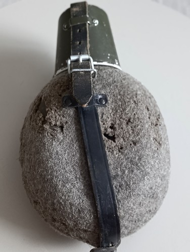 Gourde rda guerre - gourde,