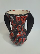 Vase en céramique émaillée noire et rouge Vallauris monogrammé M S