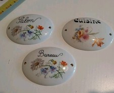 Plaques vintage en porcelaine