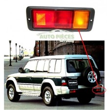 FEU DE PARE CHOC ARRIERE DROIT