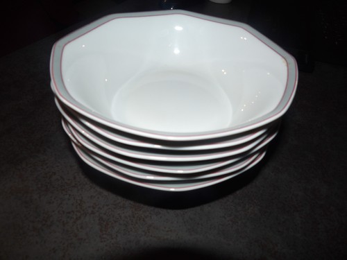 Assiettes creuses porcelaine - 6,