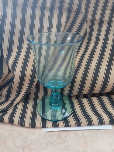Verre tulipe 18ème - ,
