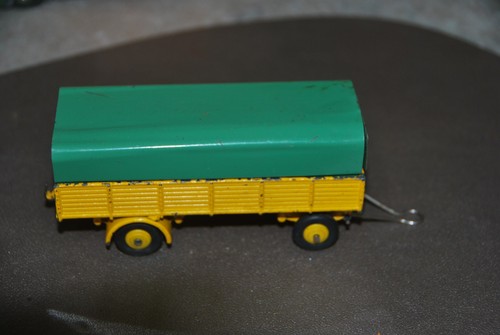 Remorque bachée dinky toys - remorque,