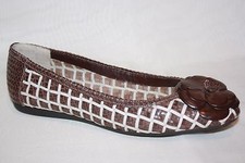 Geox Lola D01M4F BROWN CREAM WOVEN SLIP ON BALLET FLATS W/ FLOWER WOMENS SZ 38