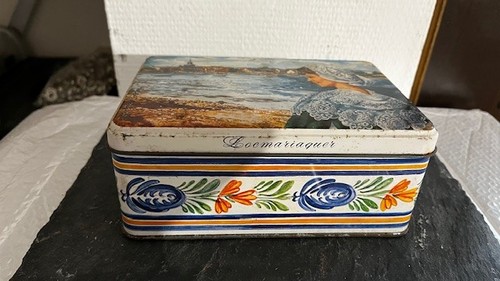 Boite métallique vintage
