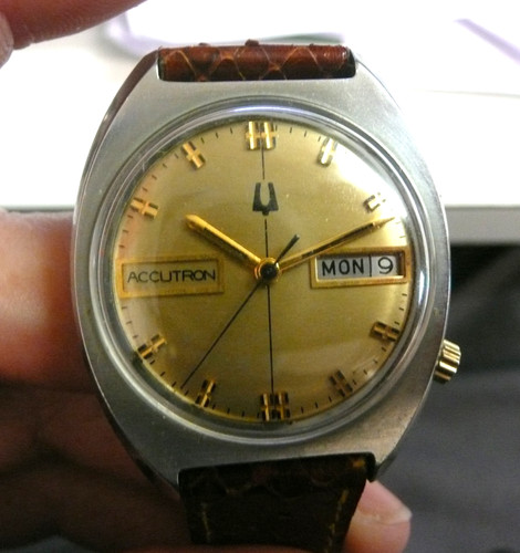 Bulova accutron 2182 jour - accutron,
