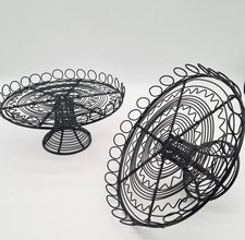 2 Présentoirs à gateaux