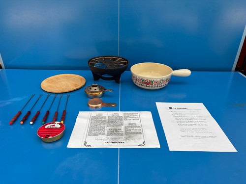 Creuset service a - le,