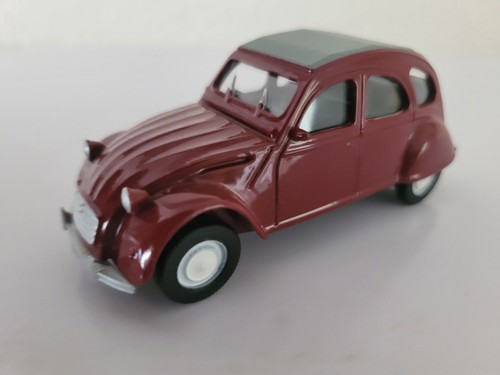 Citroën 2cv6 rouge - -, capote