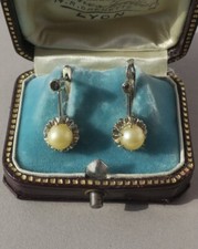 Boucles d’oreilles dormeuses