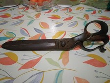 Ancien  Ciseaux De Drapier  Ou De Tailleur  Avec  Poignées En Bronze  ?