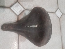Ancienne selle de vélo en
