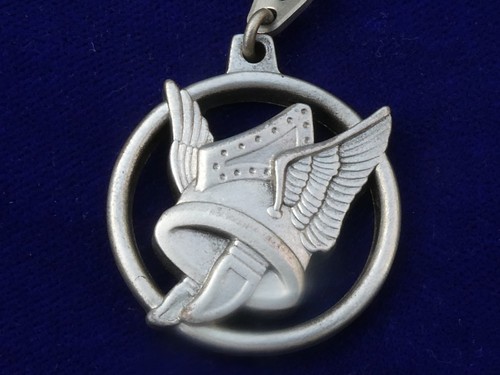 Superbe rare top porte cles - top, ++