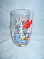 " VERRE DISNEYLAND PARIS CHATEAU MICKEY MOUSE PLUTO DISNEY 12.5 CM / D = 6.5 CM