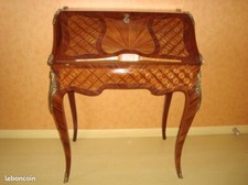 Bureau secrétaire marquetté