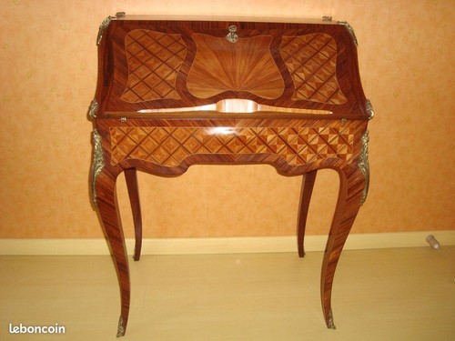 Bureau secrétaire marquetté