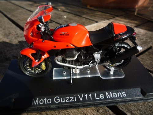Moto guzzi v11 - moto, le