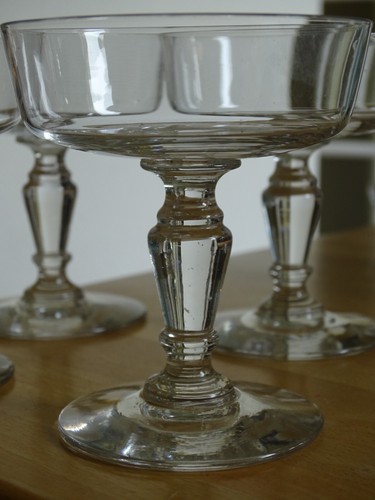 Baccarat anciennes coupes a - 4,